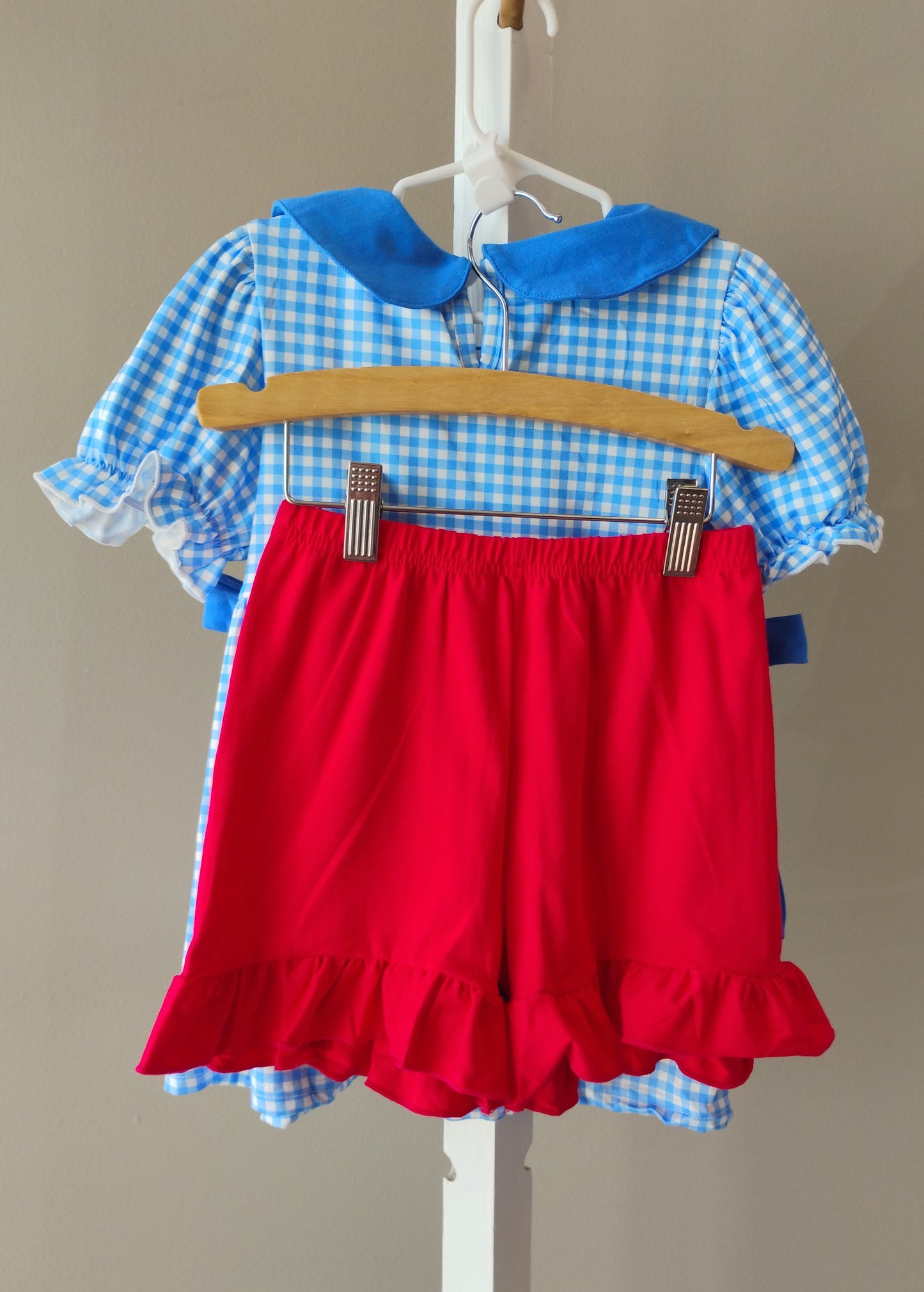 Faire School Bell Apple Gingham Embroidered Short Set