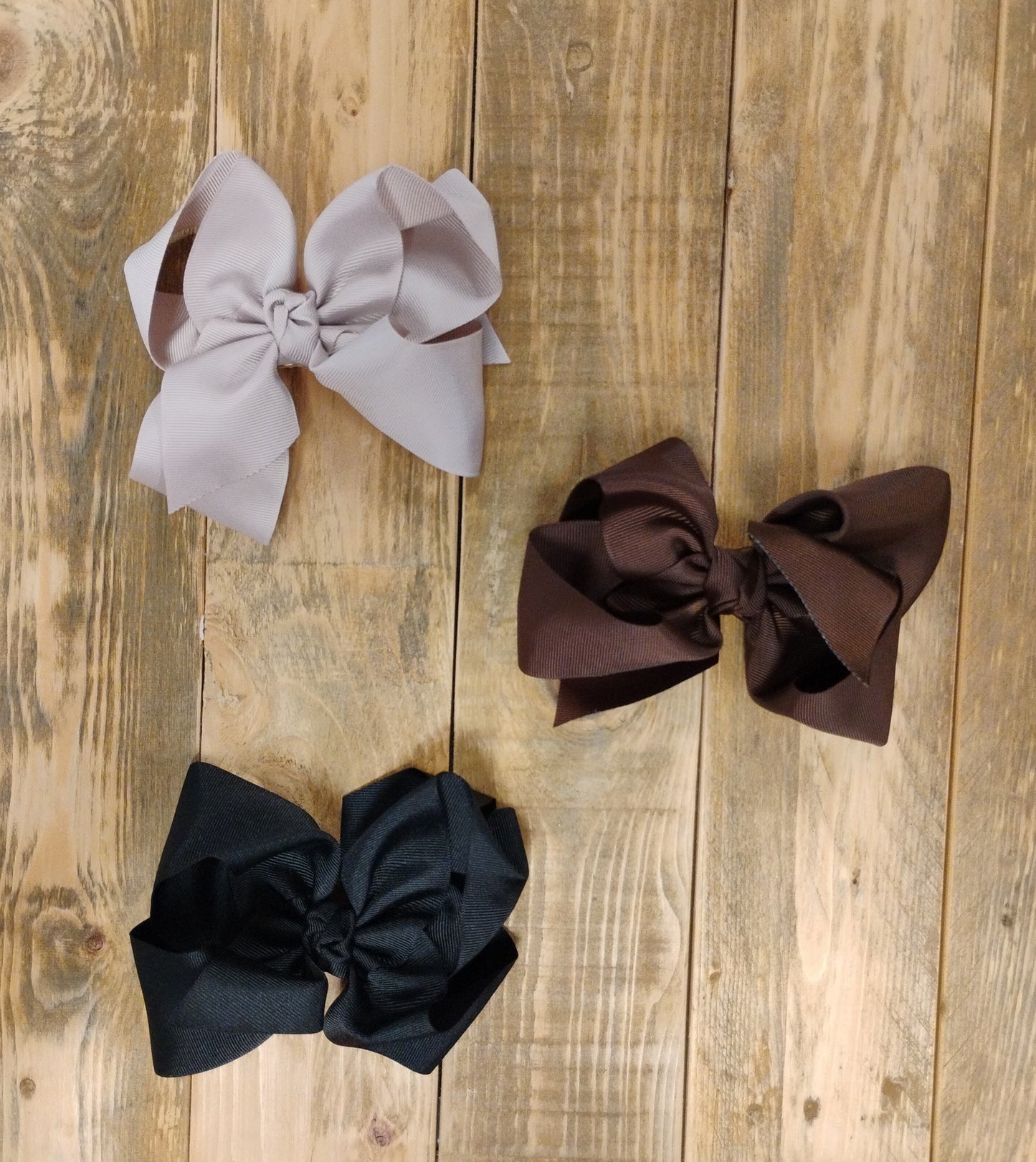 5.5" White, Pink, Brown, Black, Carmandy Bow