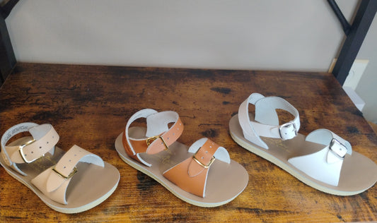 Saltwater Sun-San Surfer Sandal (Latte, Tan, White)