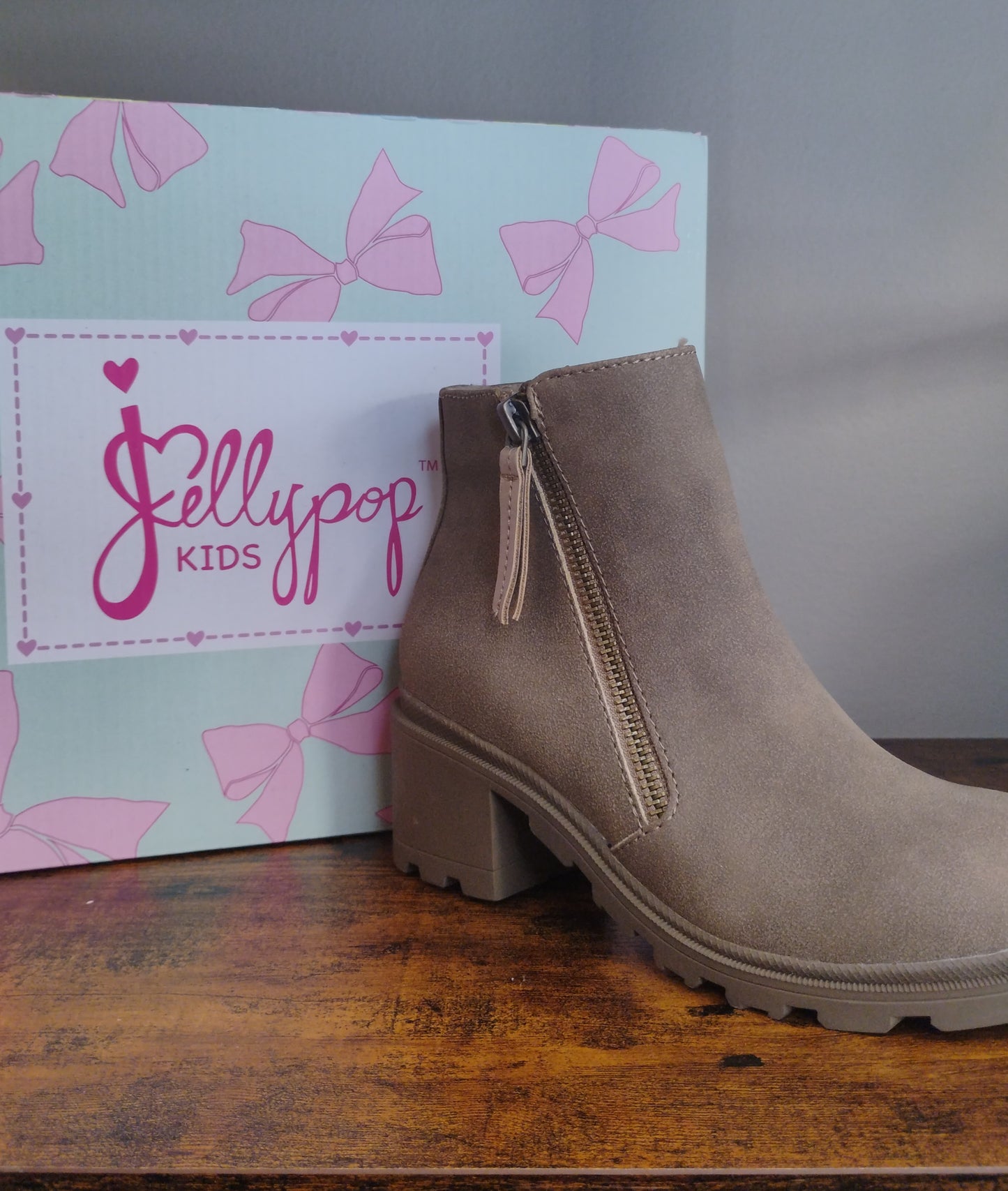 Jollypop Kid Taylar Taupe Suede