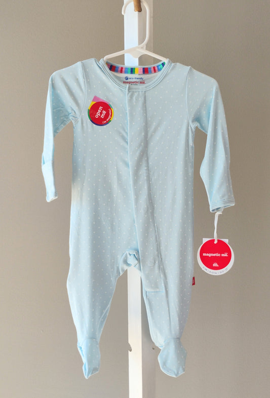 Magnetic Me Pin Dot Blue Footie