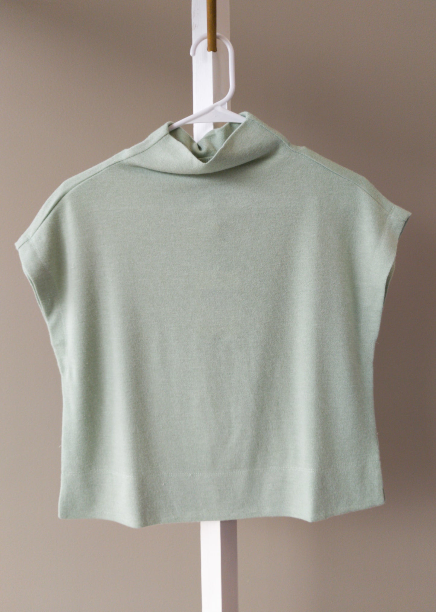 Entro Women Mock Neck Sleeveless Top (Off White, Oatmeal, Mint)