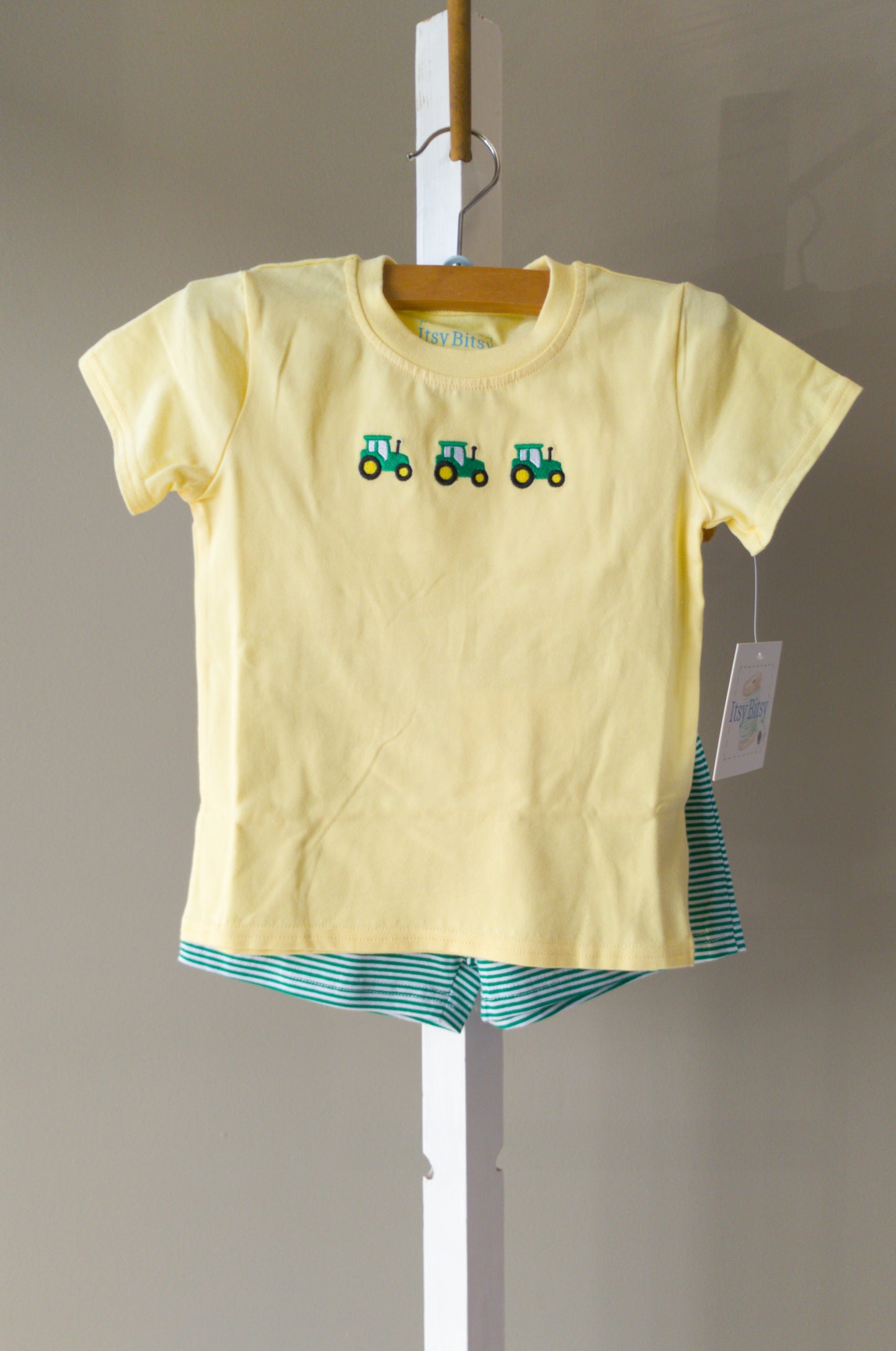 Itsy Bitsy Tractor Short Set