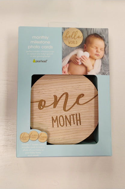 Pearhead Baby Items (Baby Book, Pregnancy Journal, Monthly Milestones)