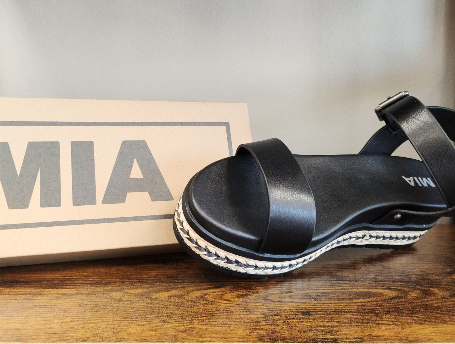 Mia Women's Kieva Platform Sandals