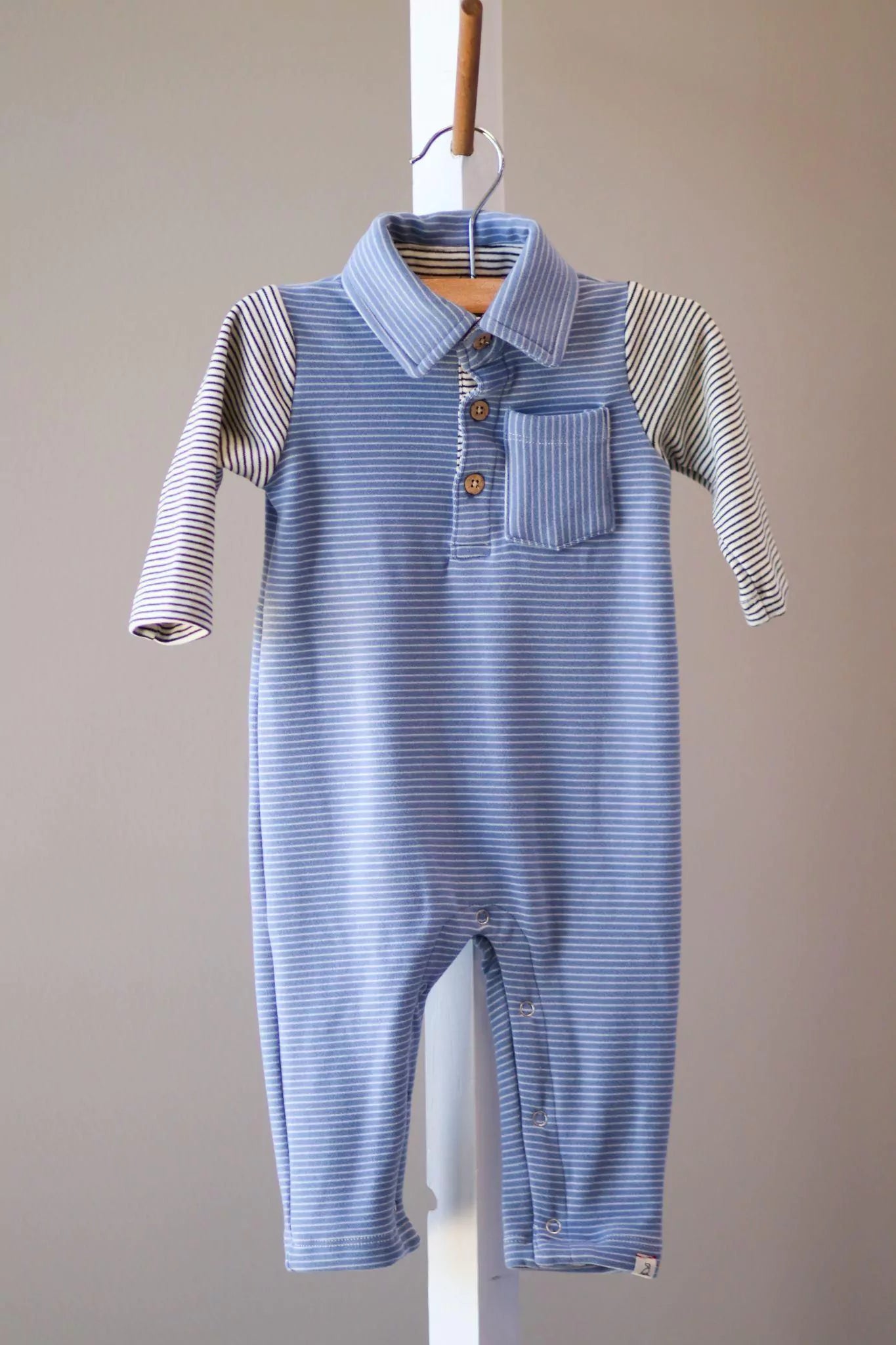 Me & Henry Arlington Blu/Cream Romper